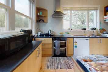 39 Oak Grove, Allenton