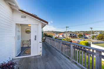 13 Caledonia Street, Miramar