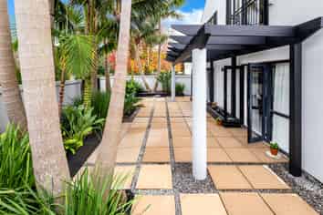 1/11 Paparoa Rd, Cockle Bay