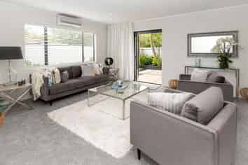 1/11 Paparoa Rd, Cockle Bay