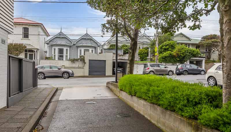 87 Rintoul Street, Newtown