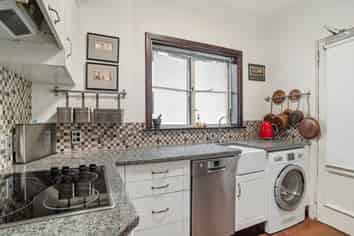 8/3 Eden Crescent, Auckland Central