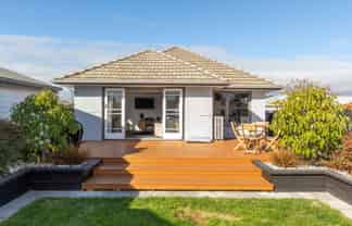 17 Leverett Place, North New Brighton
