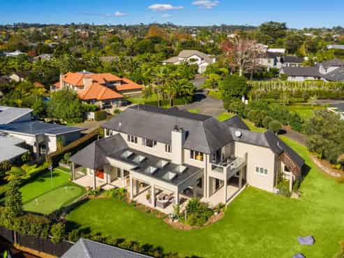 12 Thomas Hunter Lane, Greenhithe