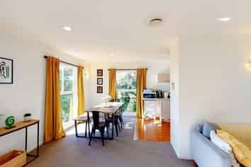 131 Helston Road, Paparangi