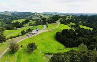 200 Central Road, Paparoa