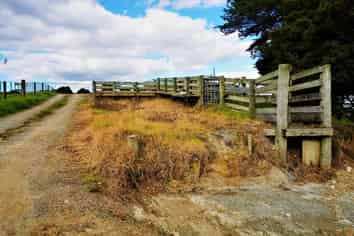 200 Central Road, Paparoa