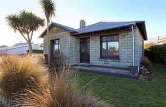 120 Moulson Street, Strathern