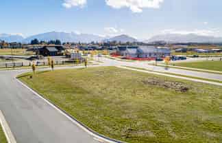 1 Wallace Place, Wanaka