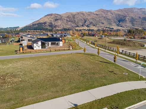 1 Wallace Place, Wanaka