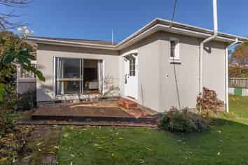 201 Blighs Road, Strowan