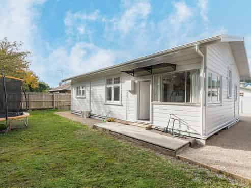 2/1 Wainui Street, The Wood