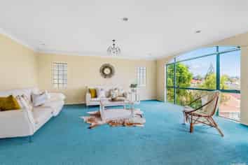 6 Philip Keith Rise, Hillcrest