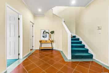 6 Philip Keith Rise, Hillcrest