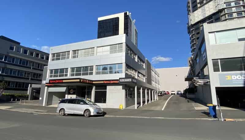 18 Northcroft Street, Takapuna