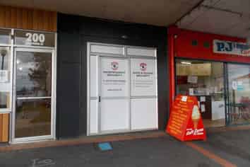 Tidy main street retail or office - for lease