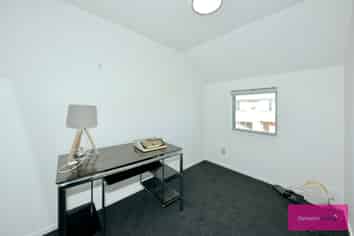 972a Colombo Street, Saint Albans