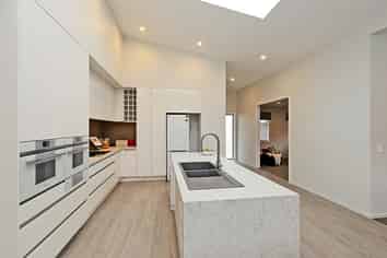 42 Arbuckle Road, Frimley