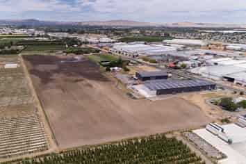 Large Omahu Road Opportunity