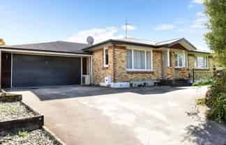 2 Michael Avenue, Dinsdale