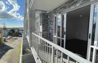 2M/3 Keystone Avenue, Mount Roskill