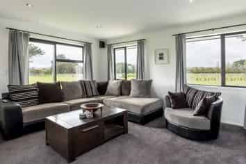 77 Halls Road, Pahiatua