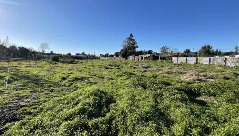 12 Stout Street, Westport