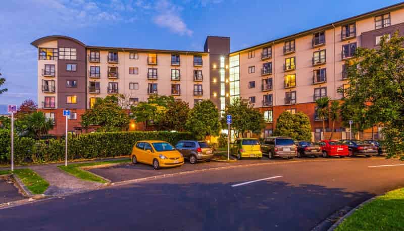 3i/10 Crown Lynn Place, New Lynn