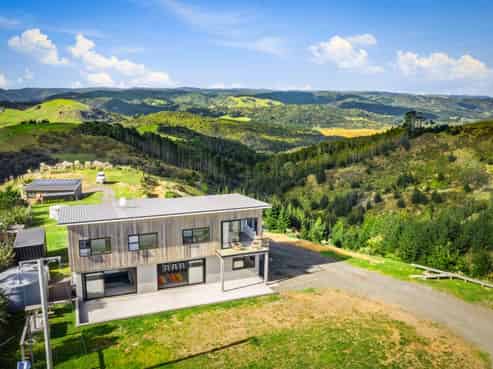 165 Constable Road, Muriwai