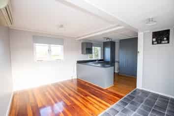 592 State Highway 25, Waitakaruru