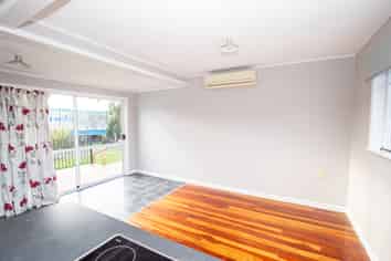 592 State Highway 25, Waitakaruru