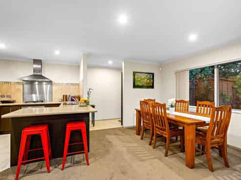 2 Chloe Place, Massey