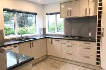 8A Brookland Place, Remuera