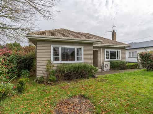 71 Dey Street, Hamilton East