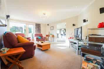 8 Blue Stone Drive, Oamaru