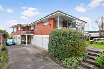 761 Whangaparaoa Road, Manly