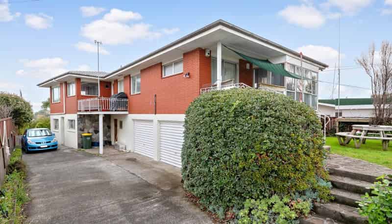 761 Whangaparaoa Road, Manly