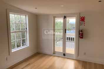 Villa Retail Premises in Kingsland Village 