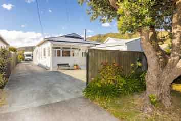 64 Bell Road, Waiwhetu