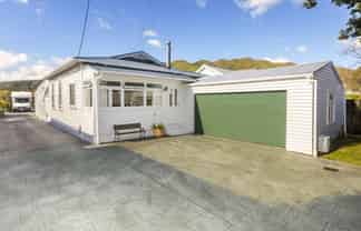 64 Bell Road, Waiwhetu