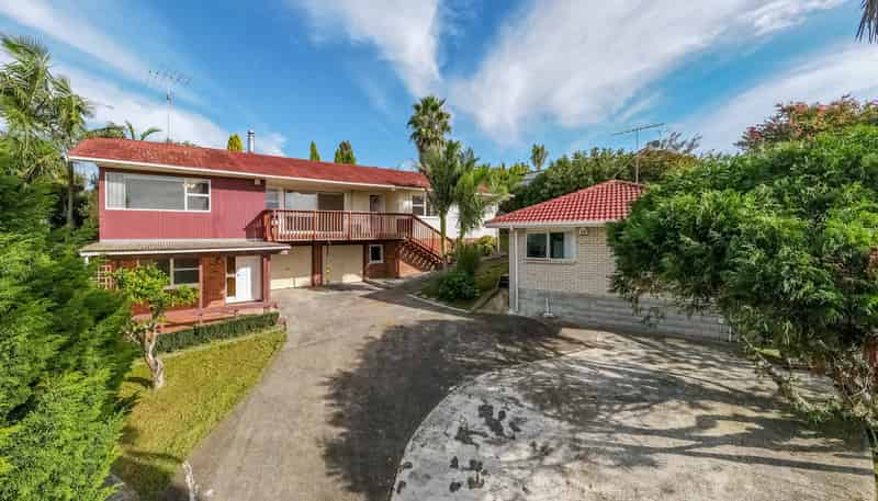 31 Chatsworth Crescent, Pakuranga Heights