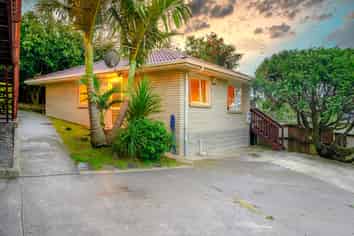 31 Chatsworth Crescent, Pakuranga Heights