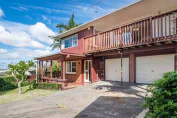 31 Chatsworth Crescent, Pakuranga Heights