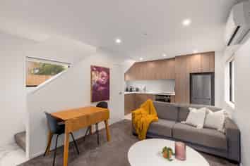 b/8 Moa Place, Christchurch Central