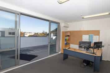 Office Suite Queen Street