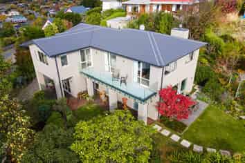 340 Centaurus Road, Hillsborough