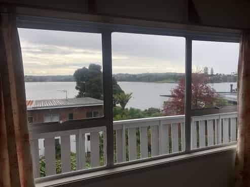 4 The Promenade, Takapuna