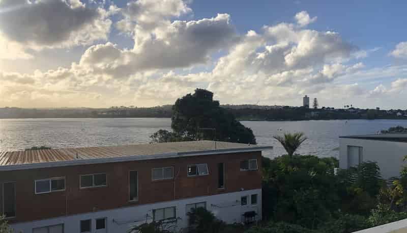 4 The Promenade, Takapuna