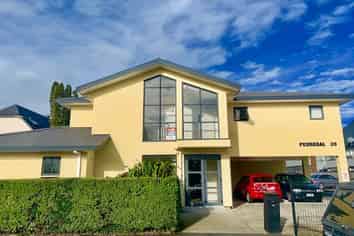 2/26 Hogan Street, Hillcrest