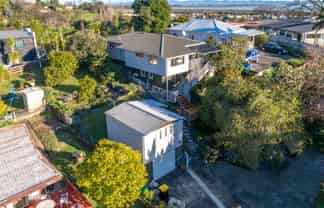 704 Richmond Street, Thames